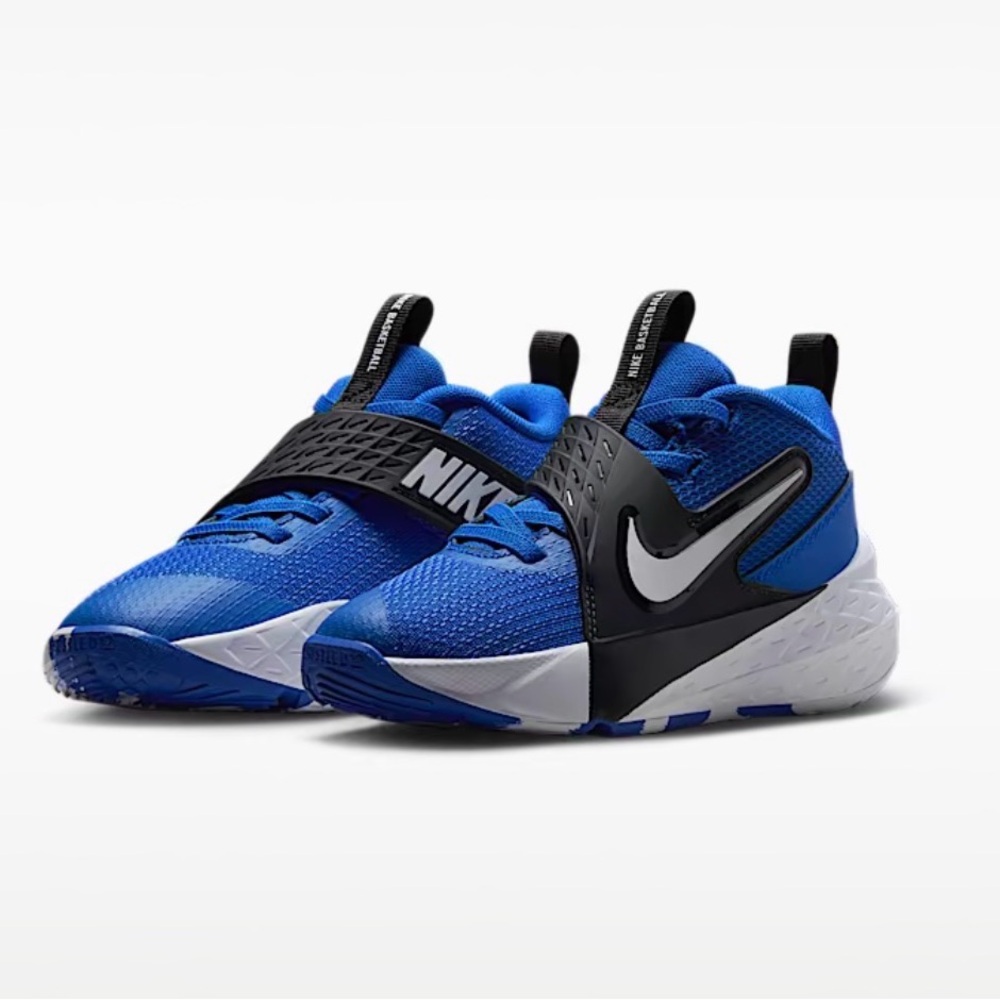 Kids Nike Team Hustle D12 Basketball Shoes. Brand new, never worn. Size 2.5Y